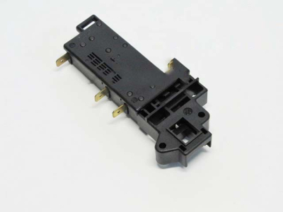 УСТРОЙСТВО БЛОКИРОВКИ ЛЮКА